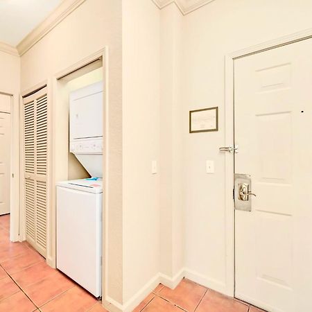 Stunning 2Br Condo With Hot Tub And Pool, Near Disney! Orlando Exterior photo