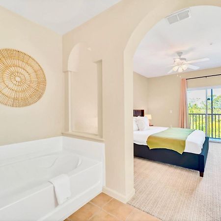 Stunning 2Br Condo With Hot Tub And Pool, Near Disney! Orlando Exterior photo